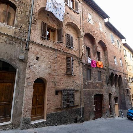 Casa Onda - Nel Cuore Della Contrada Siena Esterno foto
