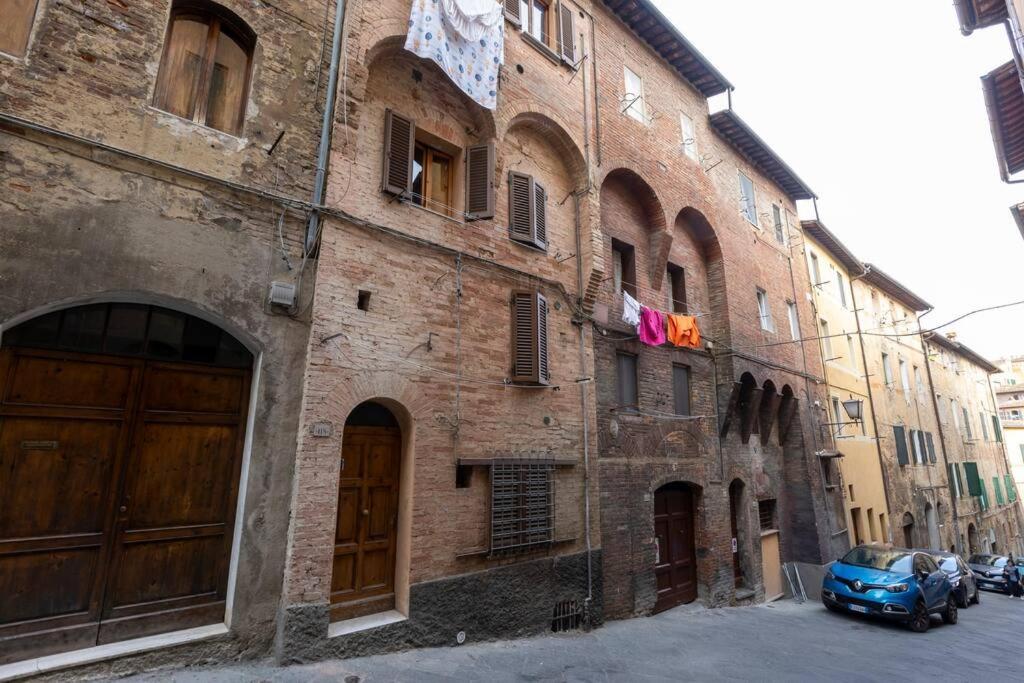 Casa Onda - Nel Cuore Della Contrada Siena Esterno foto